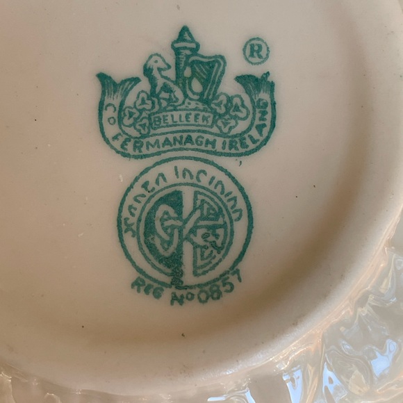 Belleek Sugar & Creamer - Picture 10 of 12